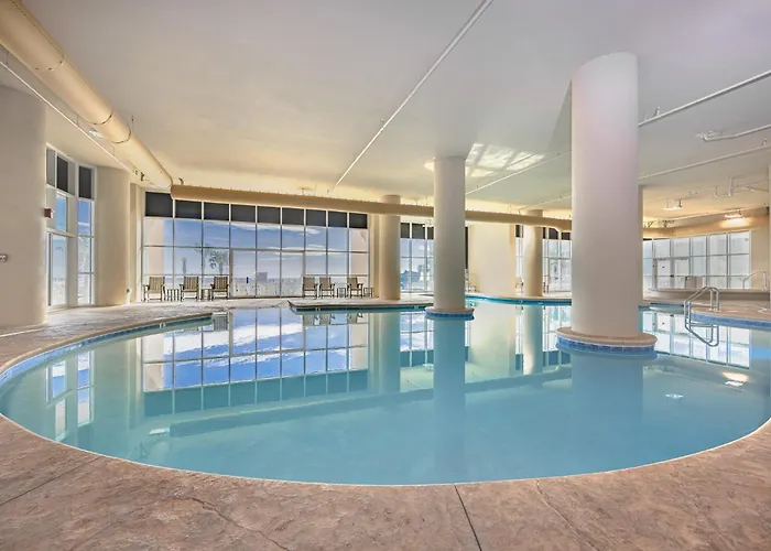 Phoenix Gulf Towers 1803 Apartment